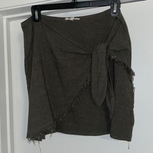 Army green mini skirt with a tie front 💚